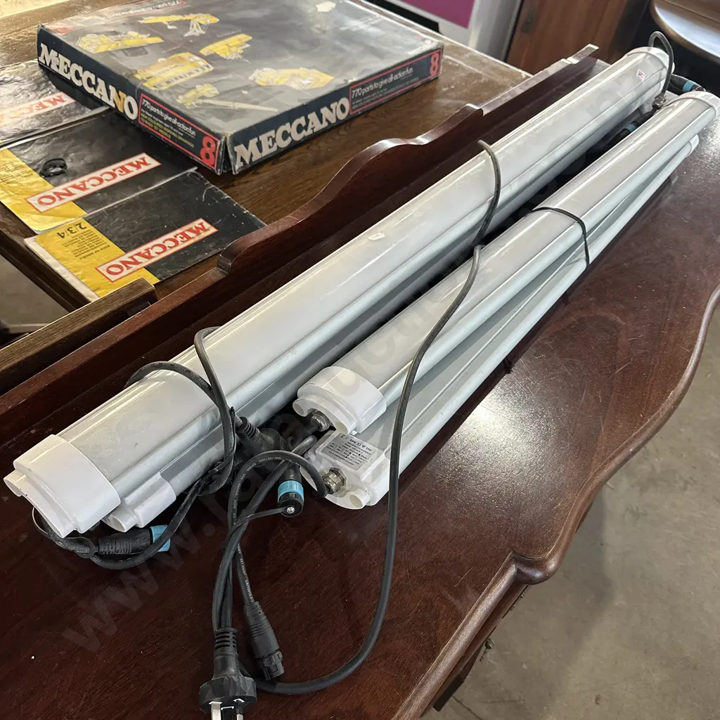 4 x Hortitek Growsaber ultra lights Image 1++