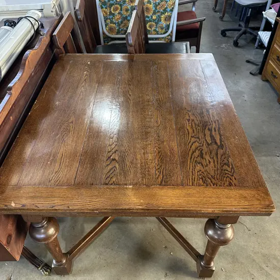 Oak dining table and 4 chairs