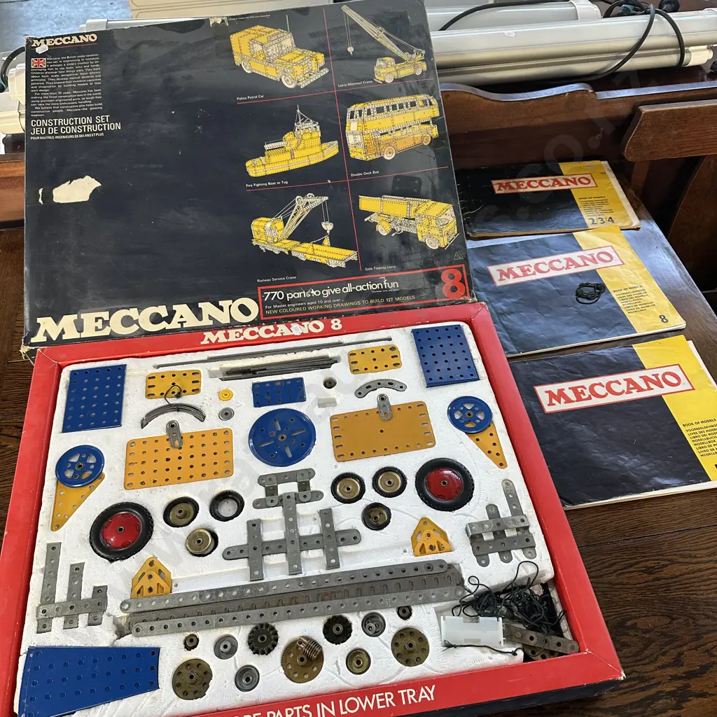large boxed Meccano set 770 parts Image 1++
