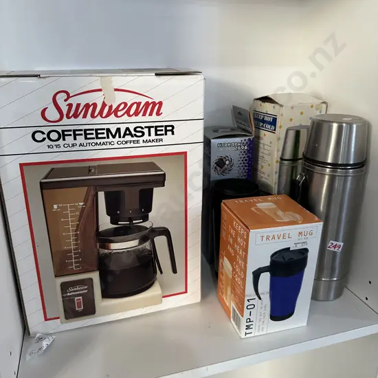 coffee master, thermos and mugs