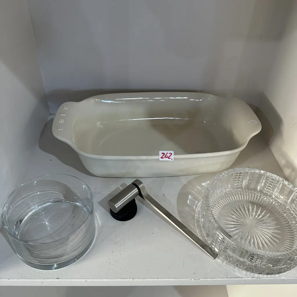 large Smeg dish, glass dishes and "happy sink" Image 1++