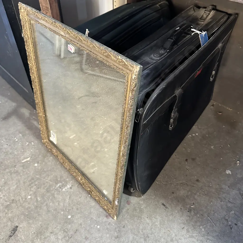mirror and suitcases Image 1++