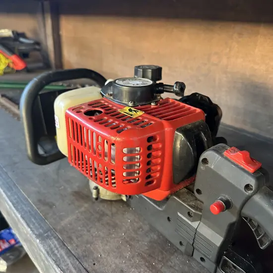 petrol hedge trimmer