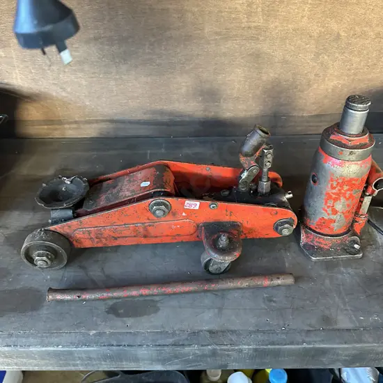 trolley & bottle jacks - one handle