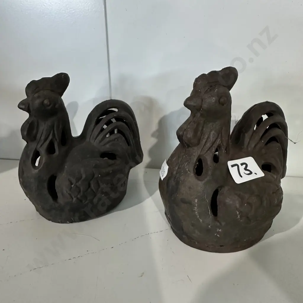 Pr cast iron chickens Image 1++
