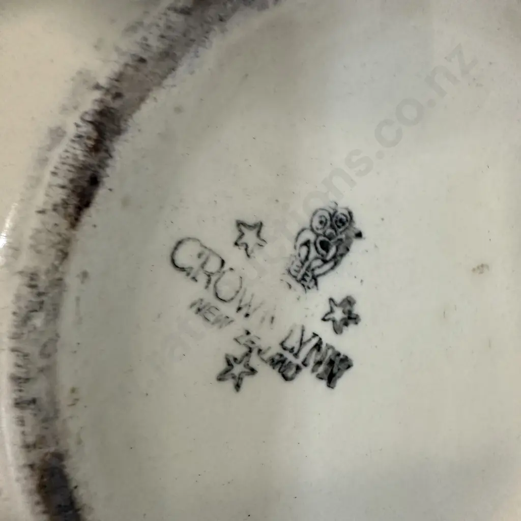 Crown Lynn "Tiki mark" mixing bowl Image 1++