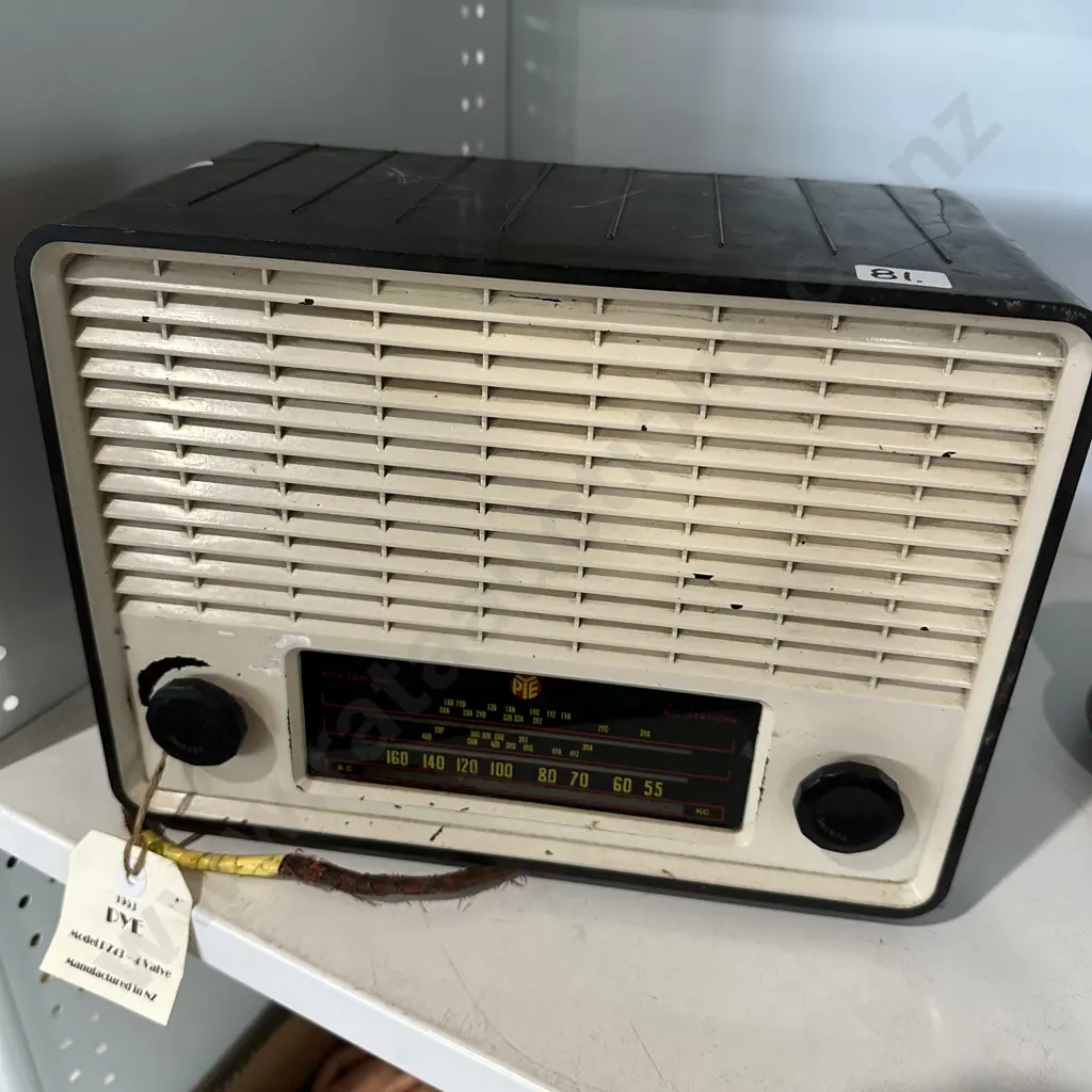 PYE 1953 radio Image 1++