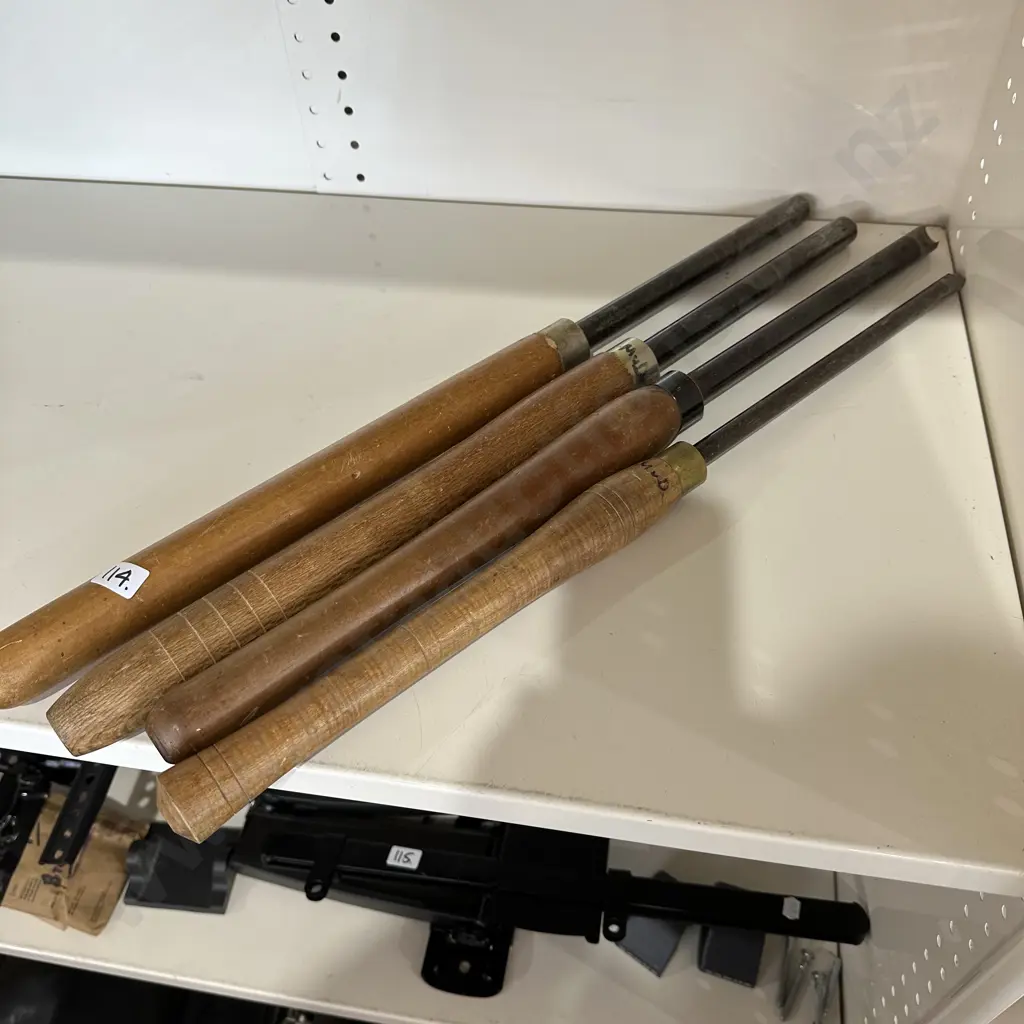 4 large lathe tools Image 1++