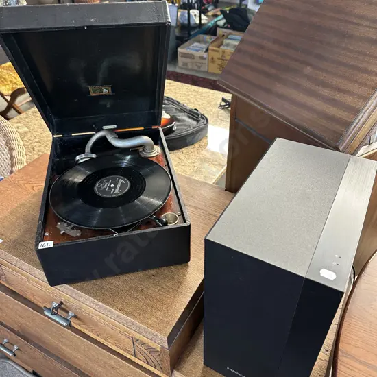 portable gramaphone and sub