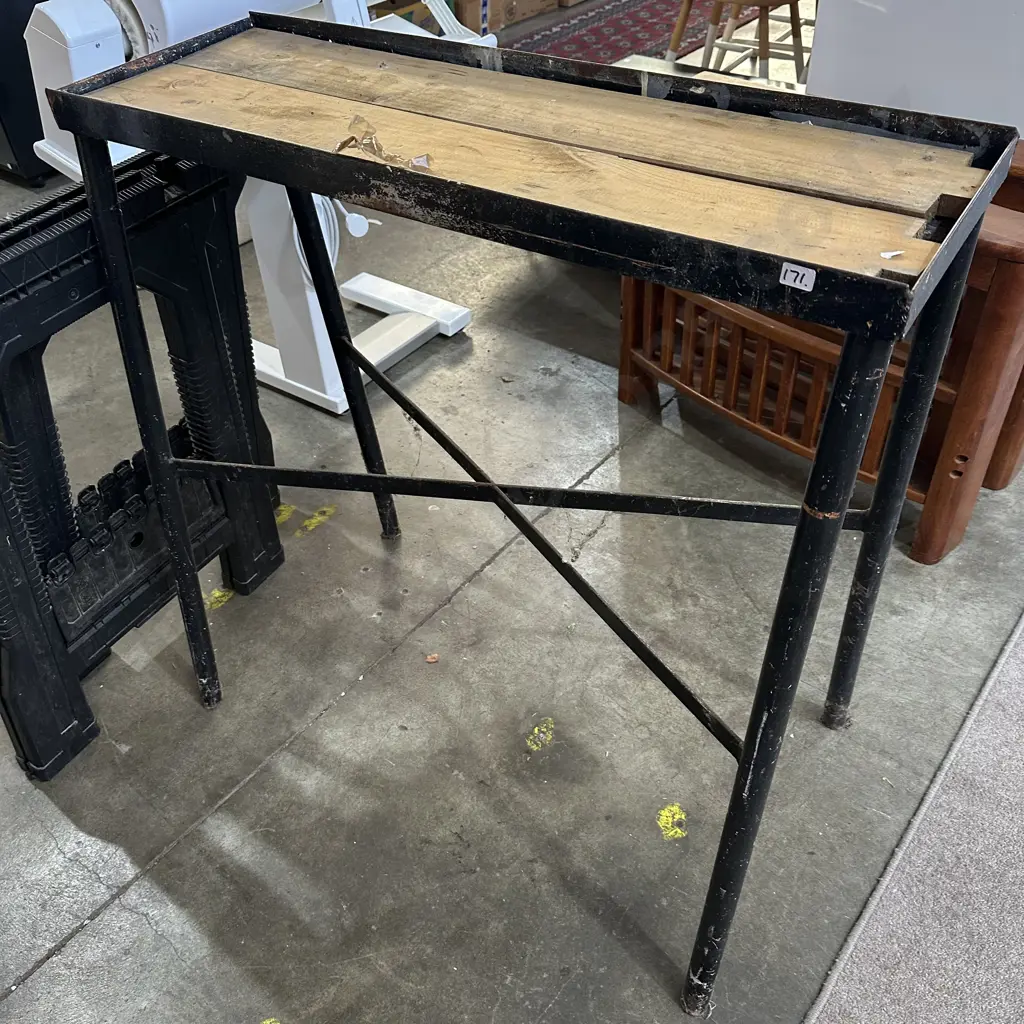work stand Image 1++