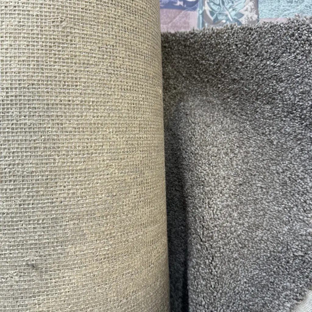 off cut new carpet 3.66 x 1.83 Image 1++