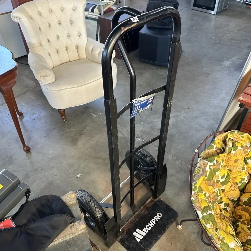 hand trolley Image 1++