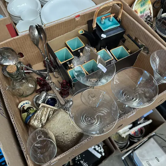 Box lot Japanese pottery tea set, martini glasses etc.