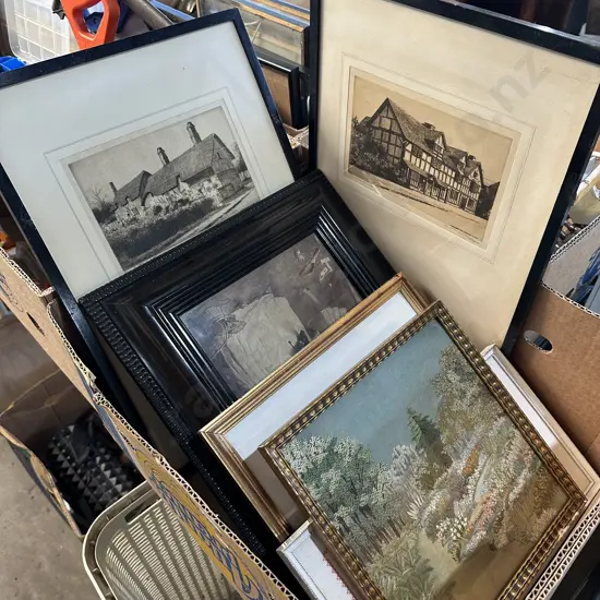 Box of eight pictures.