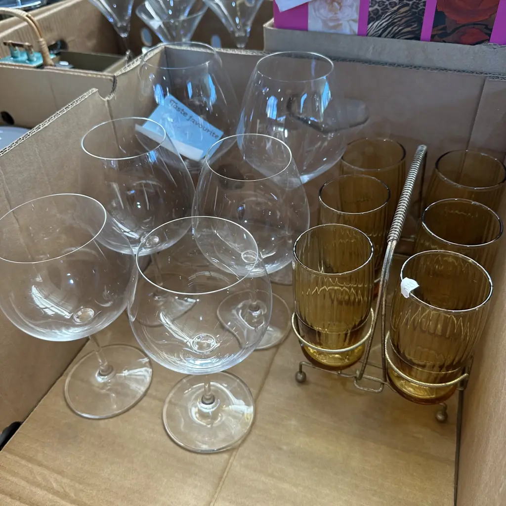 Six Riedel wine glasses plus Retro glasses set. Image 1++