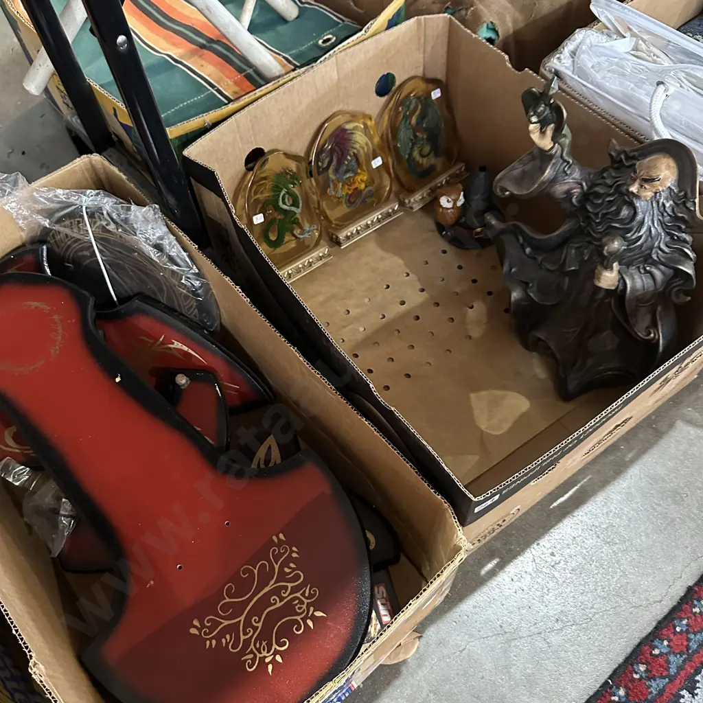 Two boxes display boards, Wizard figure plus three dragon of light desktop resin statue etc. Image 1++