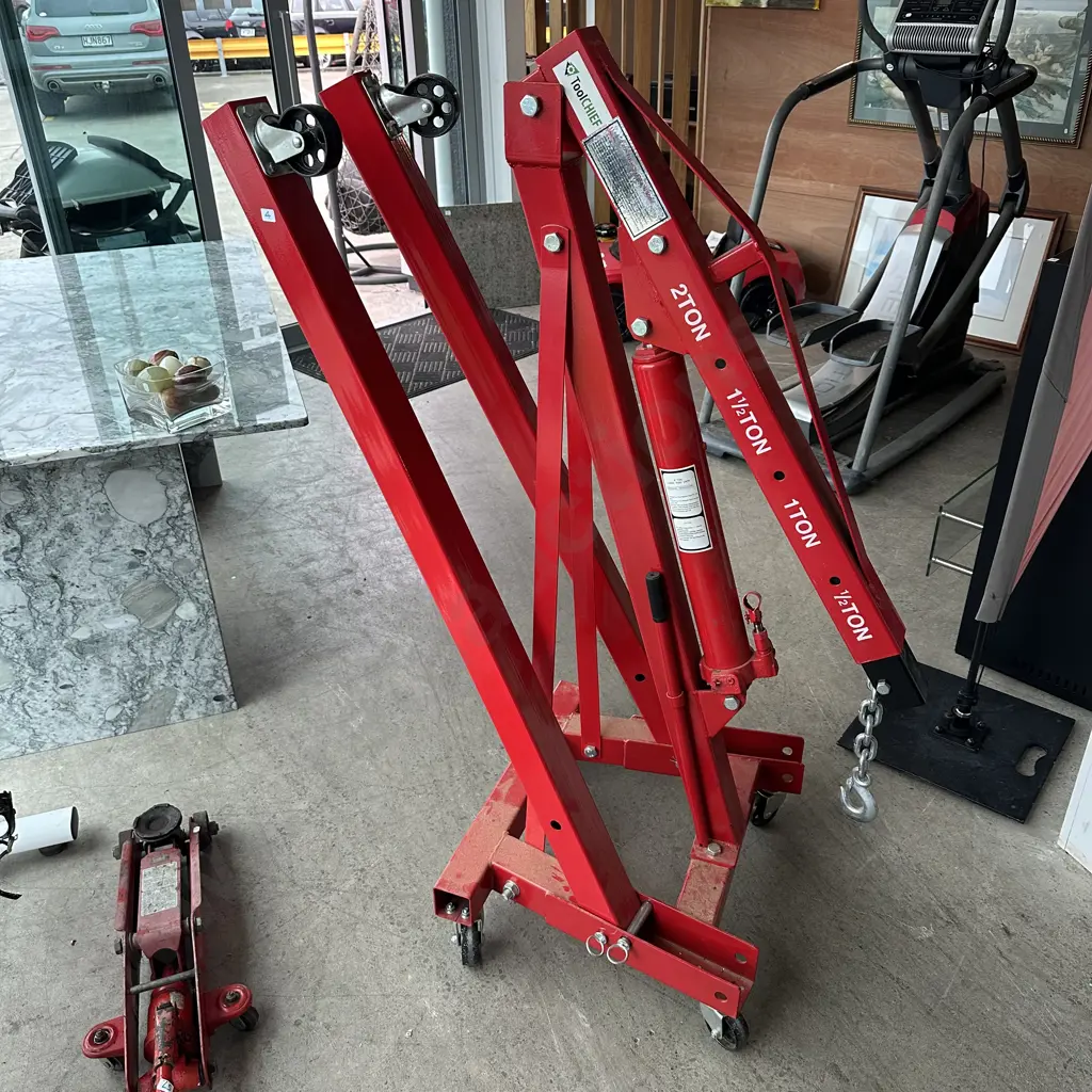 2 ton folding engine hoist Image 1++