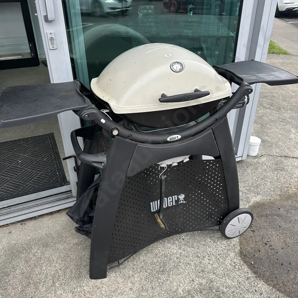 Weber BBQ Image 1++