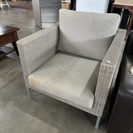 outdoor chair