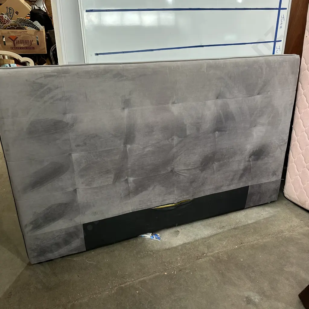 2 x headboards Image 1++