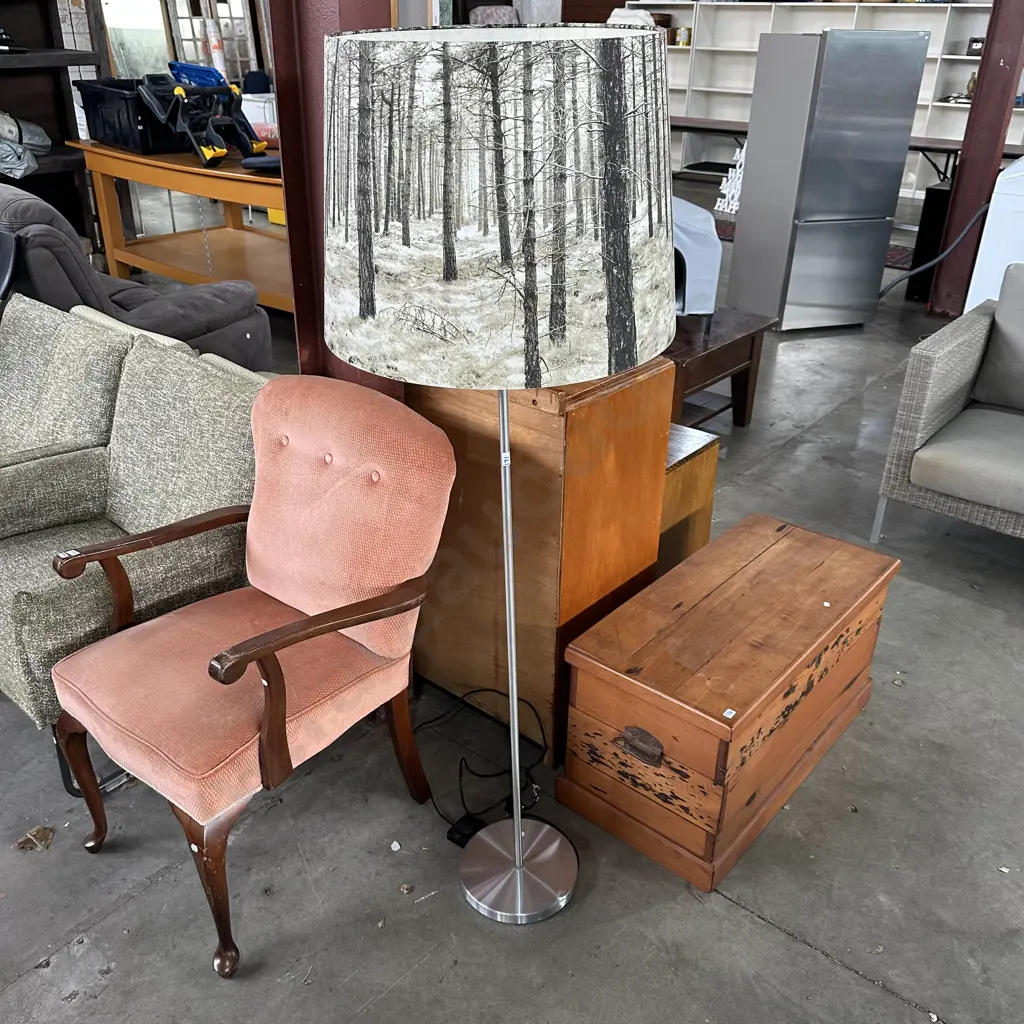 standard lamp with designer nicolette brunklaus shade Image 1++