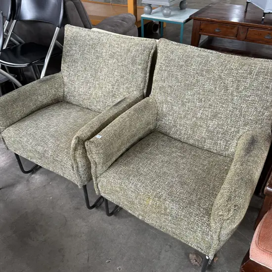 Pr well used arm chairs