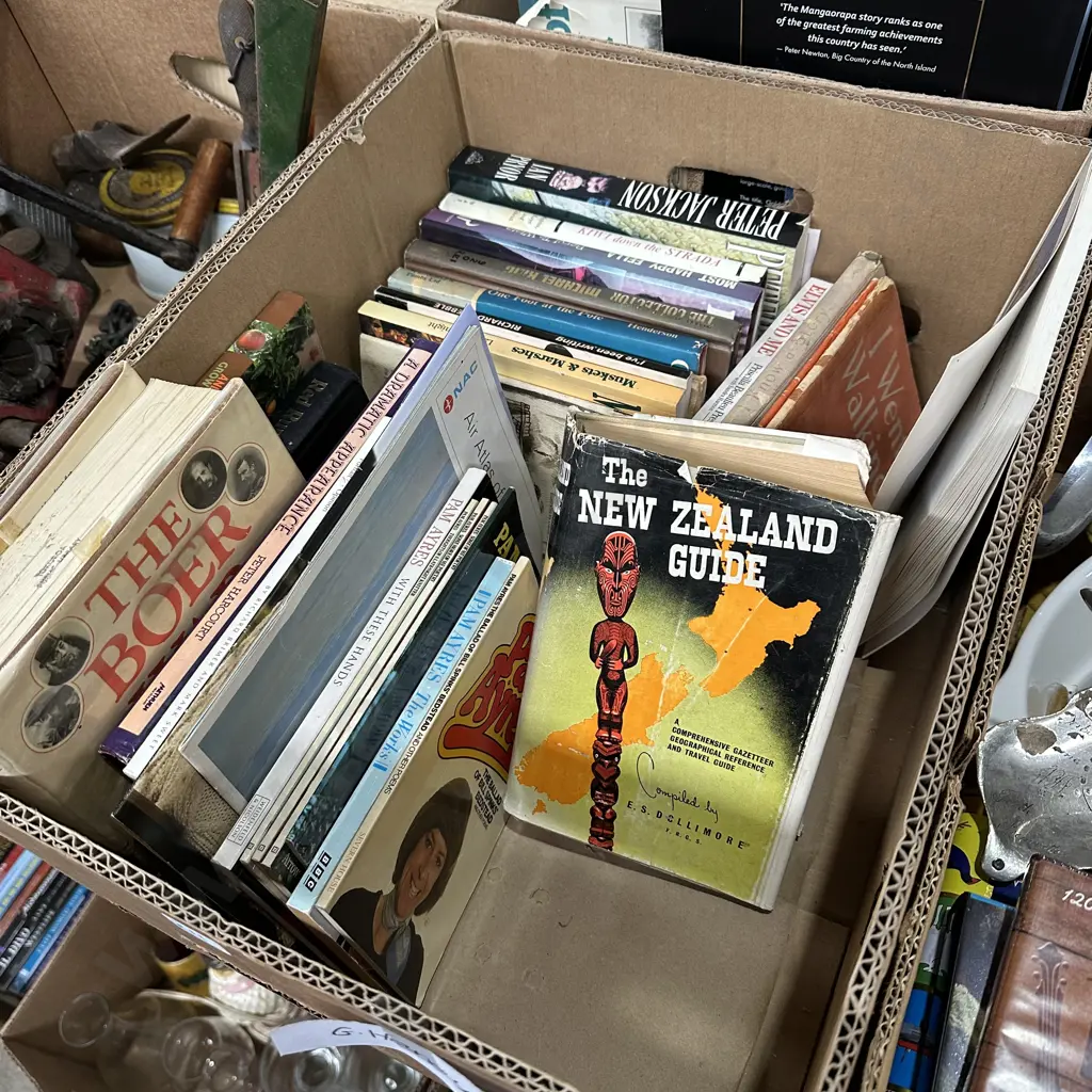 Box lot of books. Image 1++