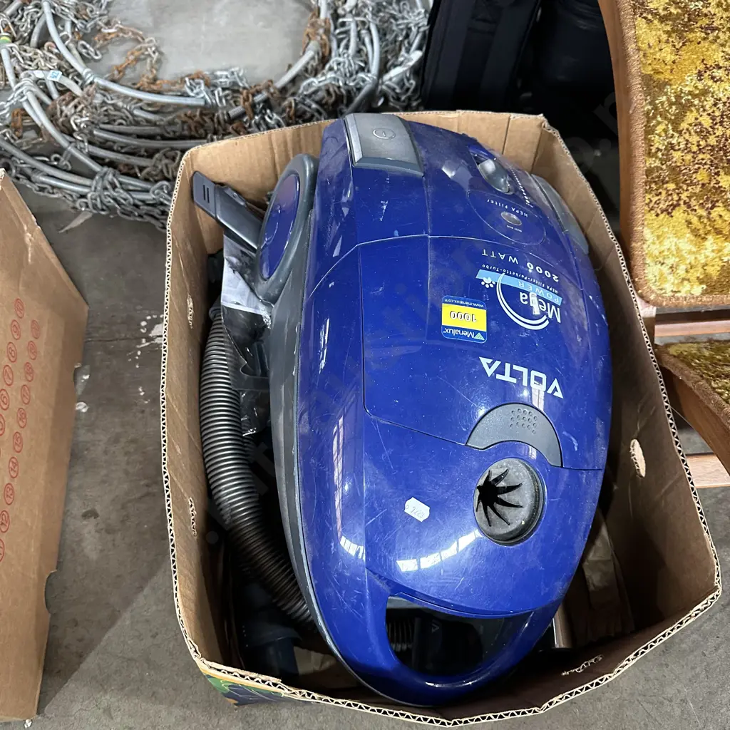 Vacuum cleaner Image 1++