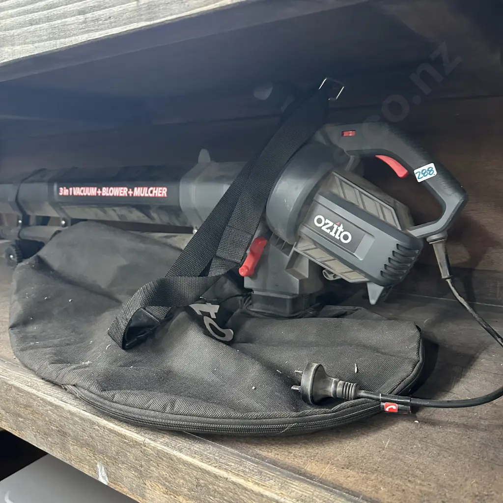 Ozito blower/vac/mulcher. Image 1++