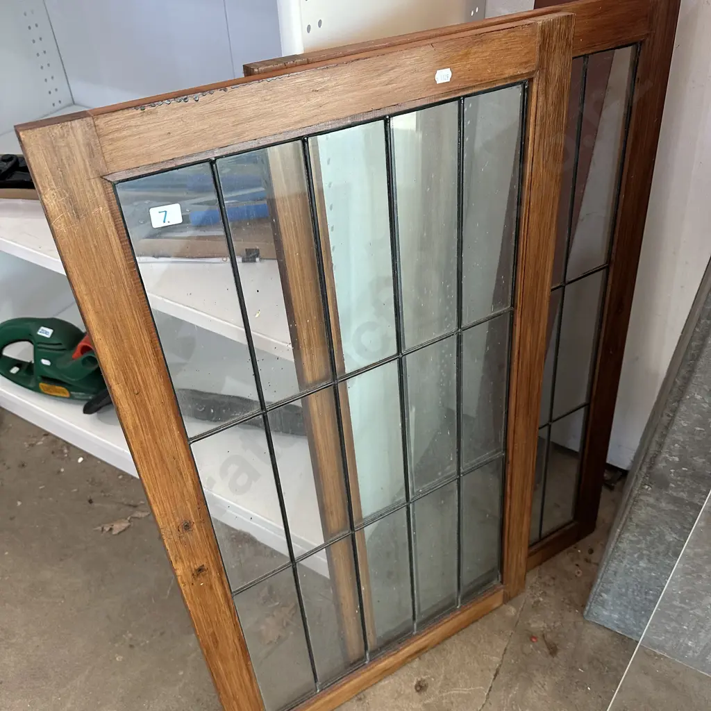 Pr of leadlight cabinet doors Image 1++