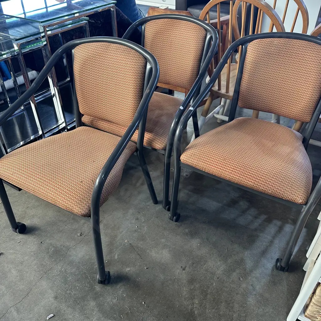 3 rolling office chairs Image 1++