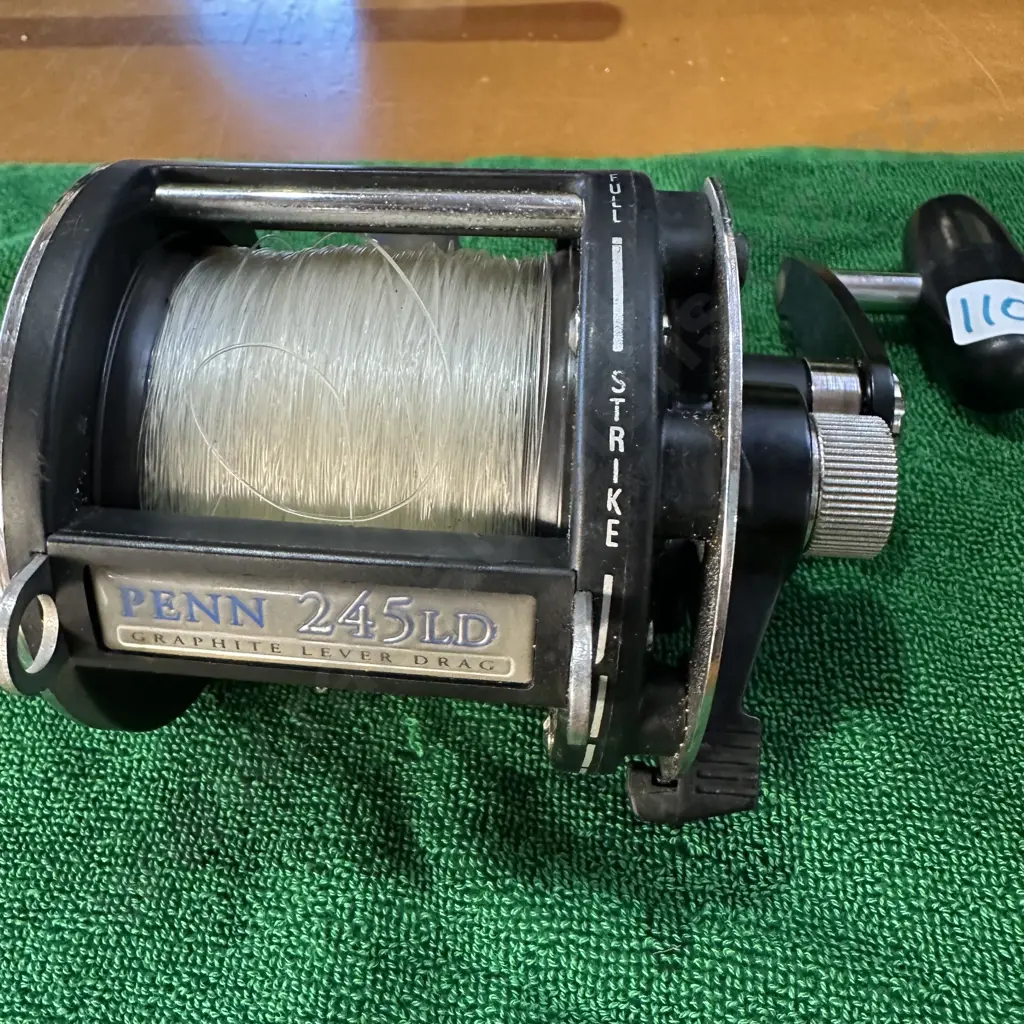 PENN 245LD boat reel. Image 1++