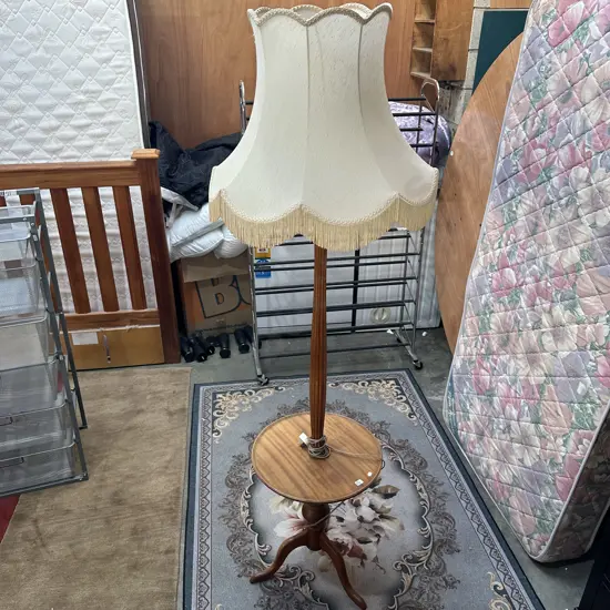 Table lamp - working.
