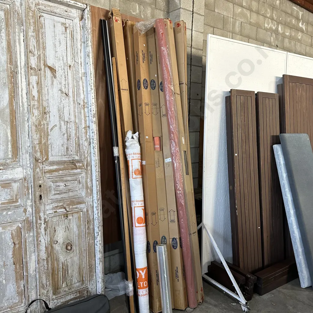 Large lot of photography screens etc. Image 1++