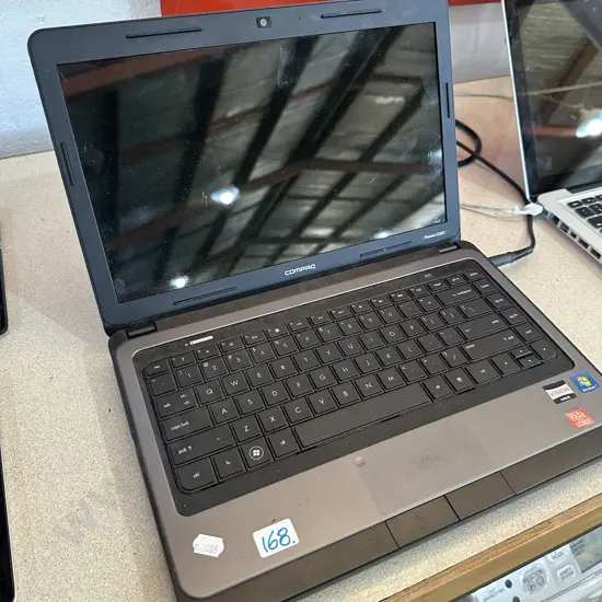 Compac laptop computer