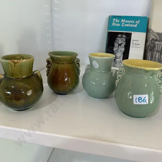 4 vintage Crown Lynn vase