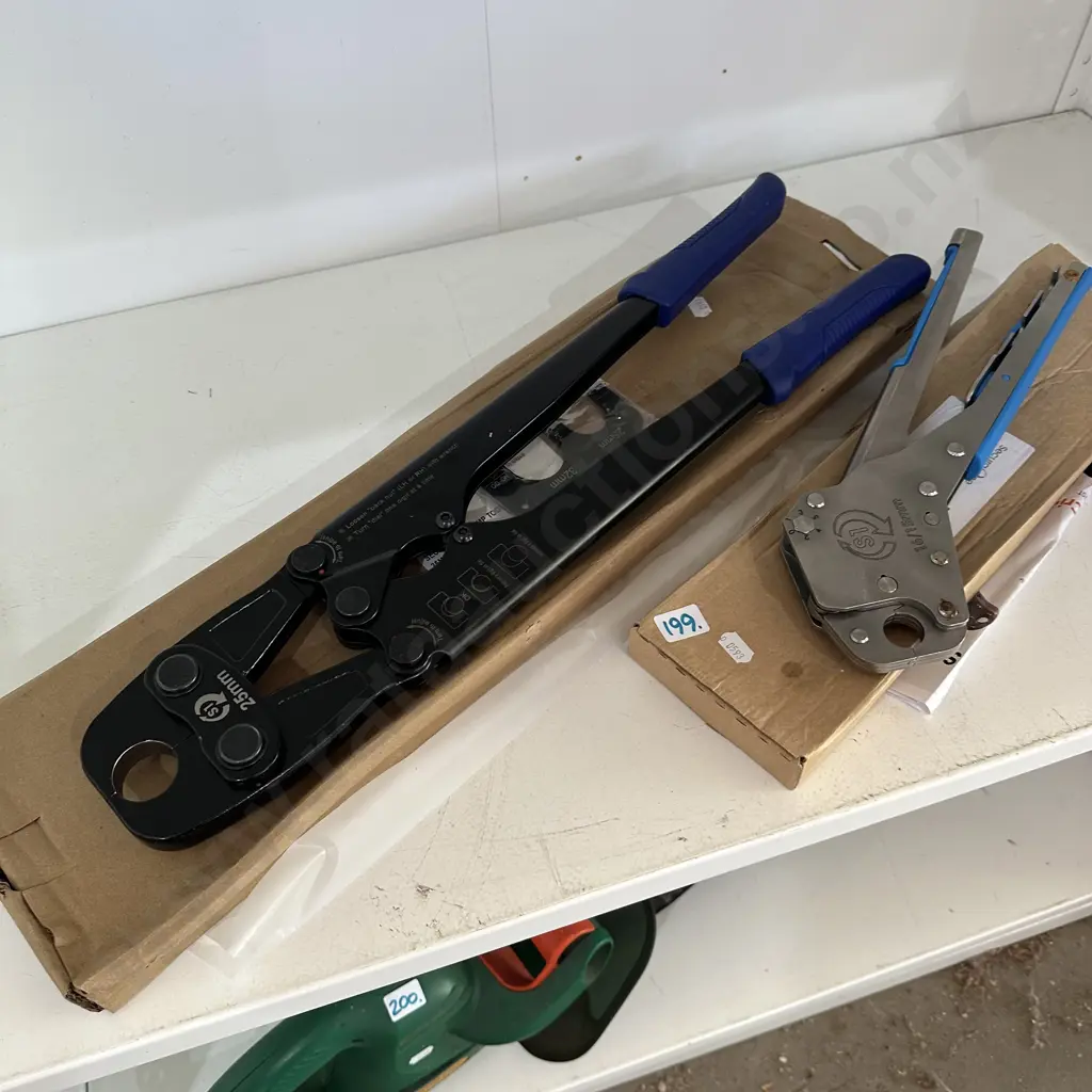 2 new plumbers crimping tools 25mm & 16/15mm Image 1++