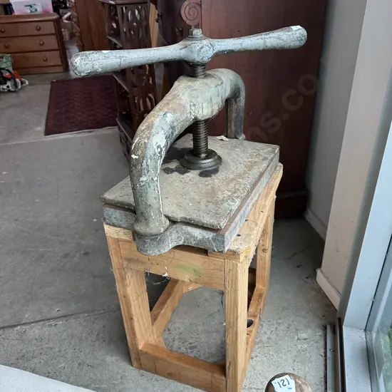antique book press