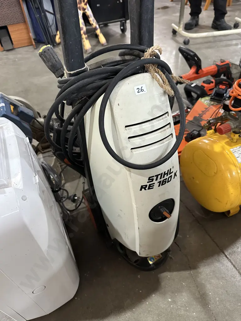 Stihl RE 160 K water blaster sold as working. Image 1++