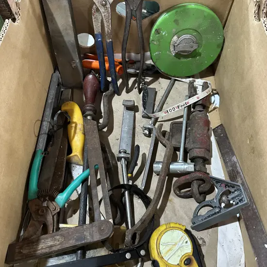 Box lot of assorted tools and fishing knives etc.