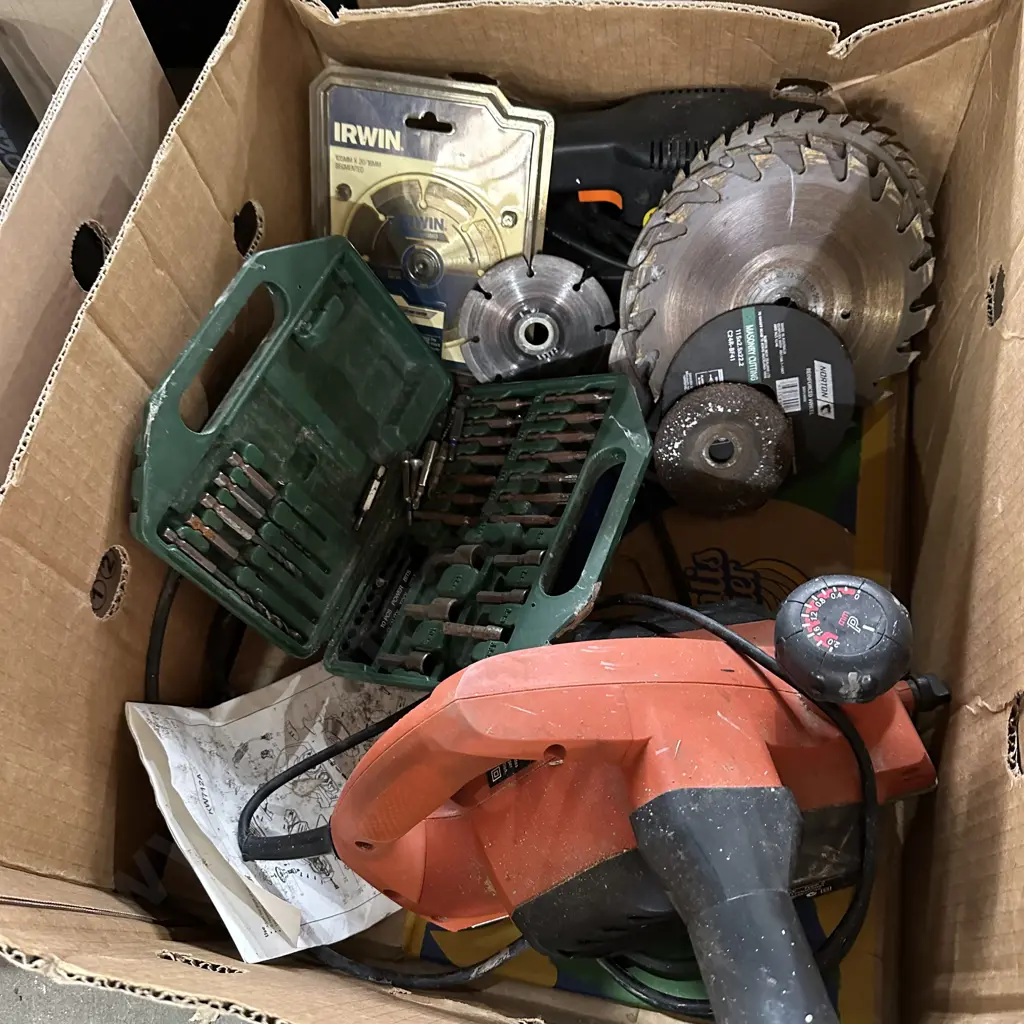 Box lot Black and Decker planer, sander, bit set, saw blades and diamond tip etc. Image 1++