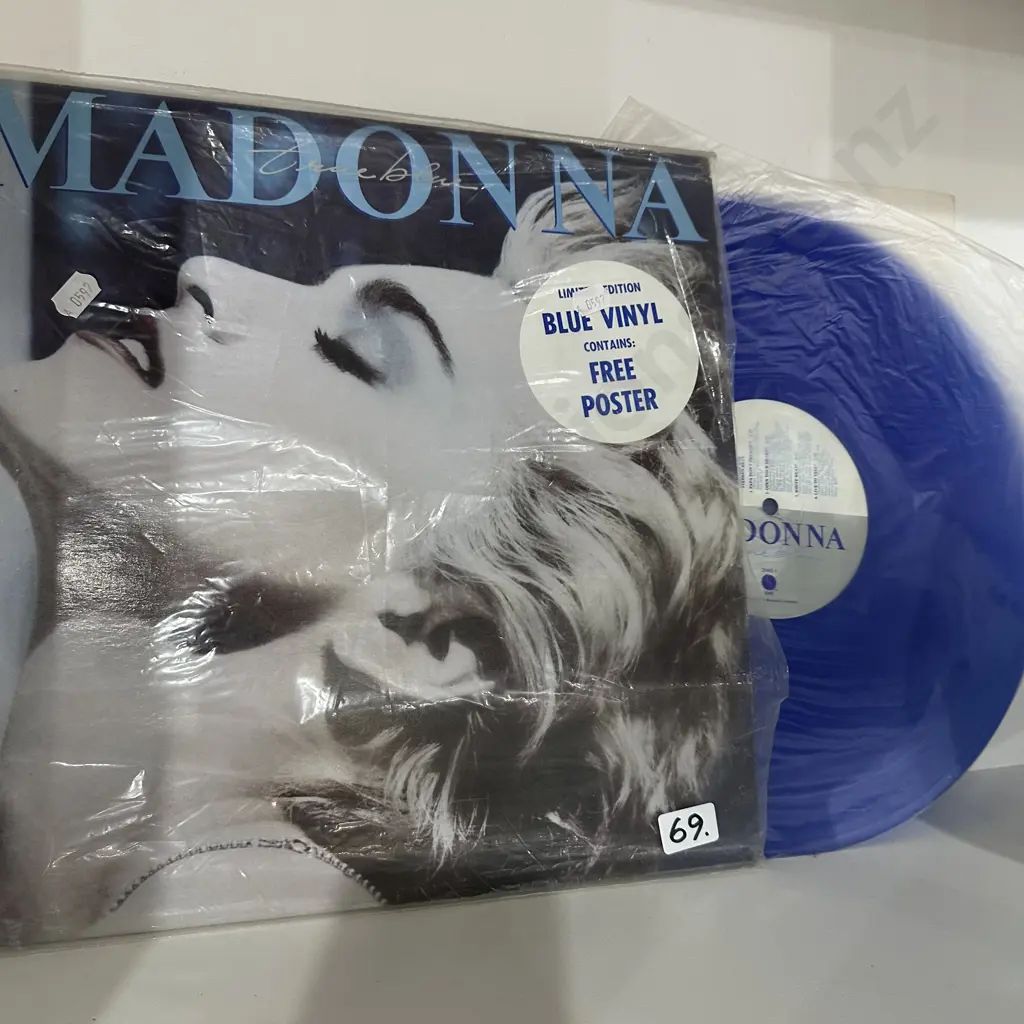 Madonna Ltd edition Blue Vinyl "True Blue" excellent condition, no poster Image 1++