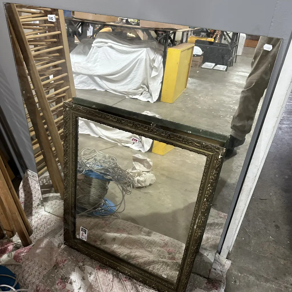 mirrors and suitcases Image 1++