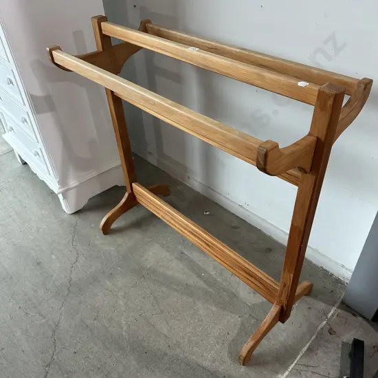 solid Rimu towel rail