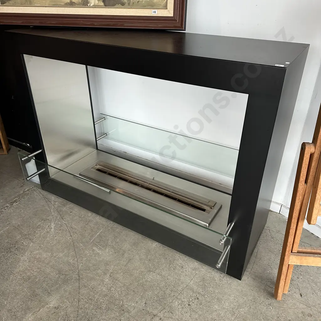 Bio Flame free standing fireplace 1360L ( very expensive piece of kit) Image 1++