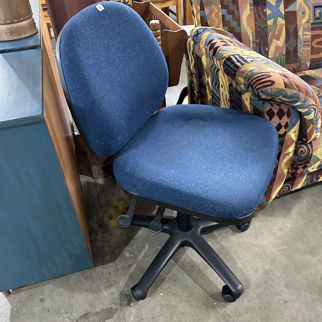 office chair Image 1++