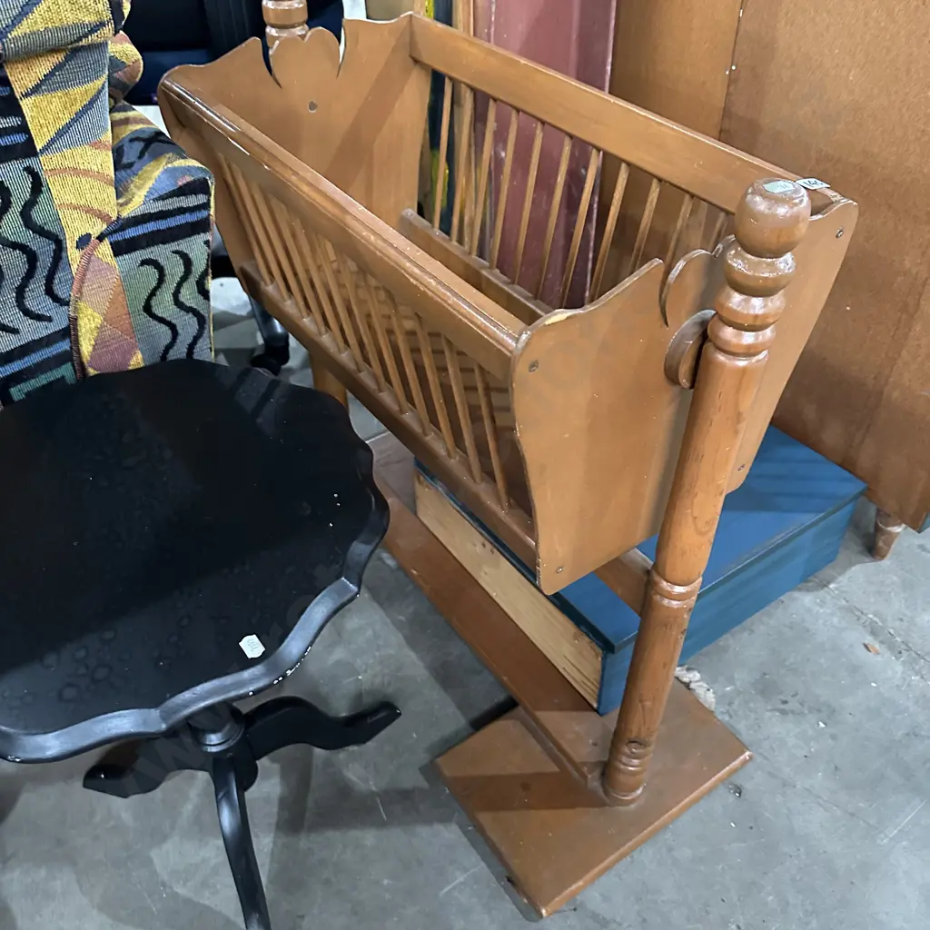 bassinet Image 1++