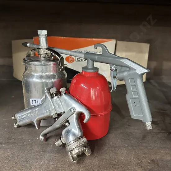De Villbiss spray tools for varnish etc
