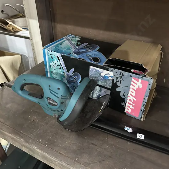 Makita electric trimmer