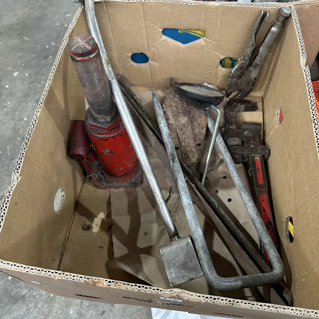 Box lot of old tools including bottle jack etc. Image 1++